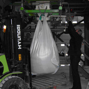 Комплексы фасовки сыпучих продуктов в контейнеры «биг-бэг». Новая статья на сайте.